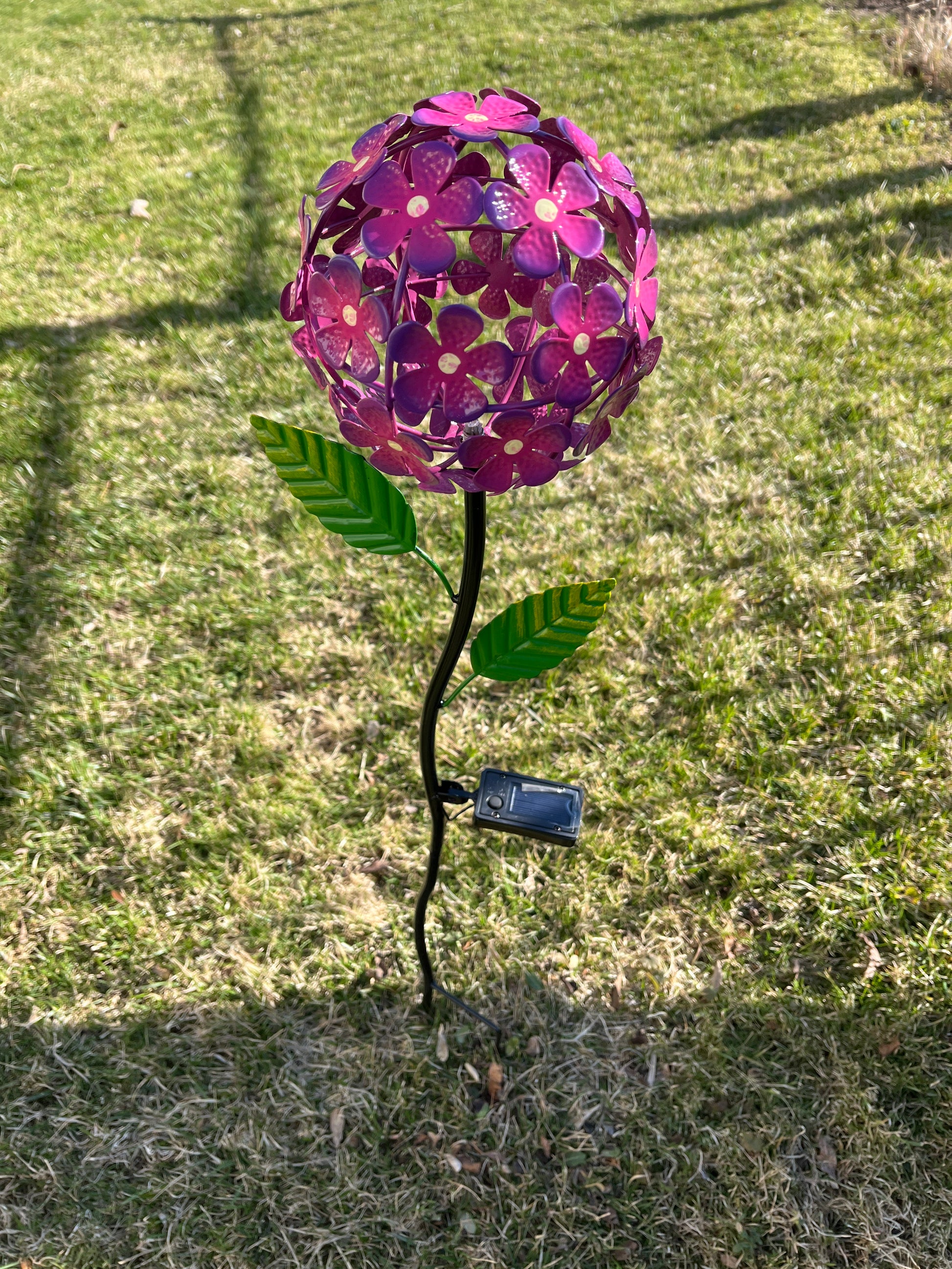 metal hydrangea solar ight up garden stake