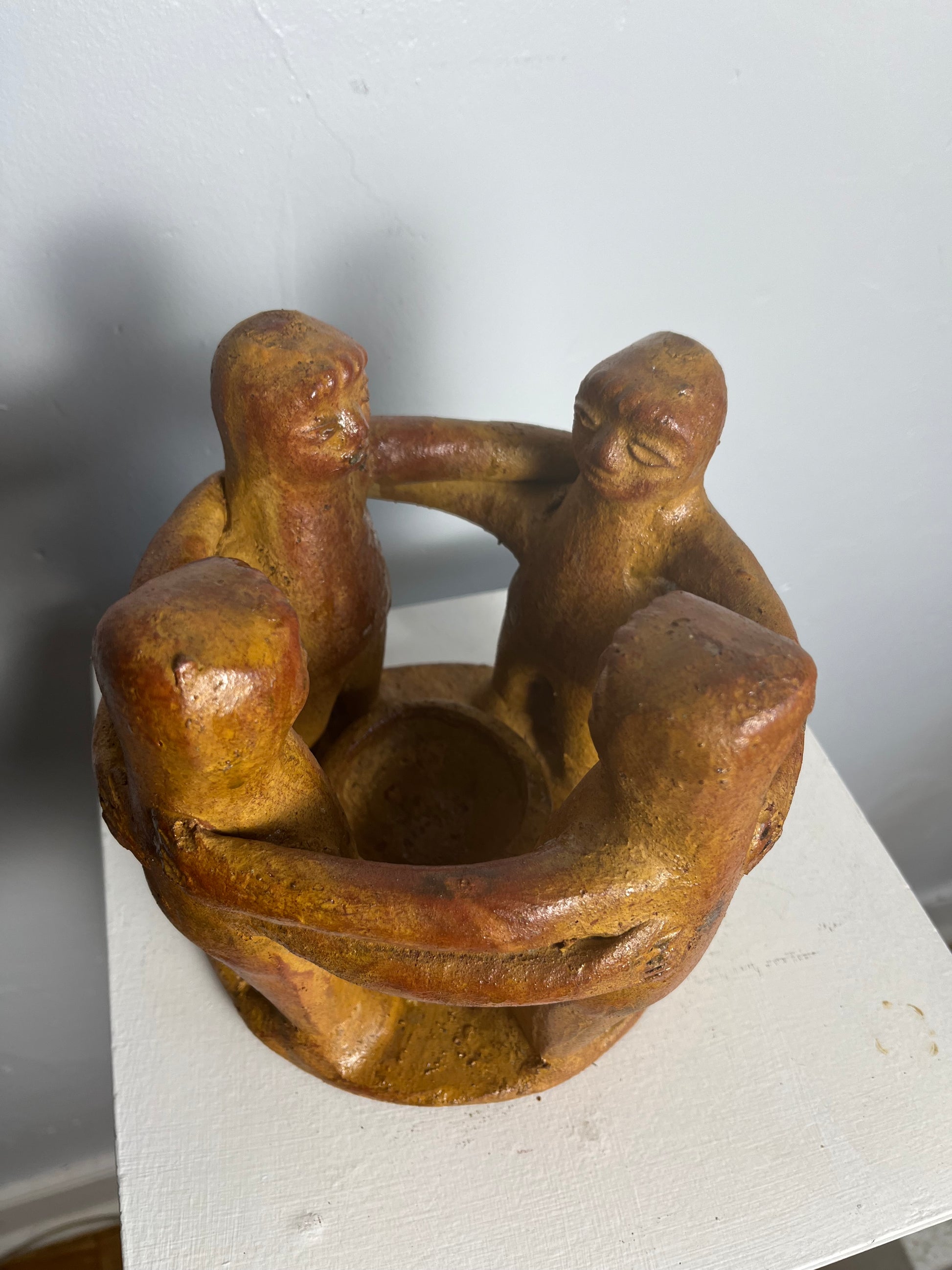 circle of friends Mexican pottery