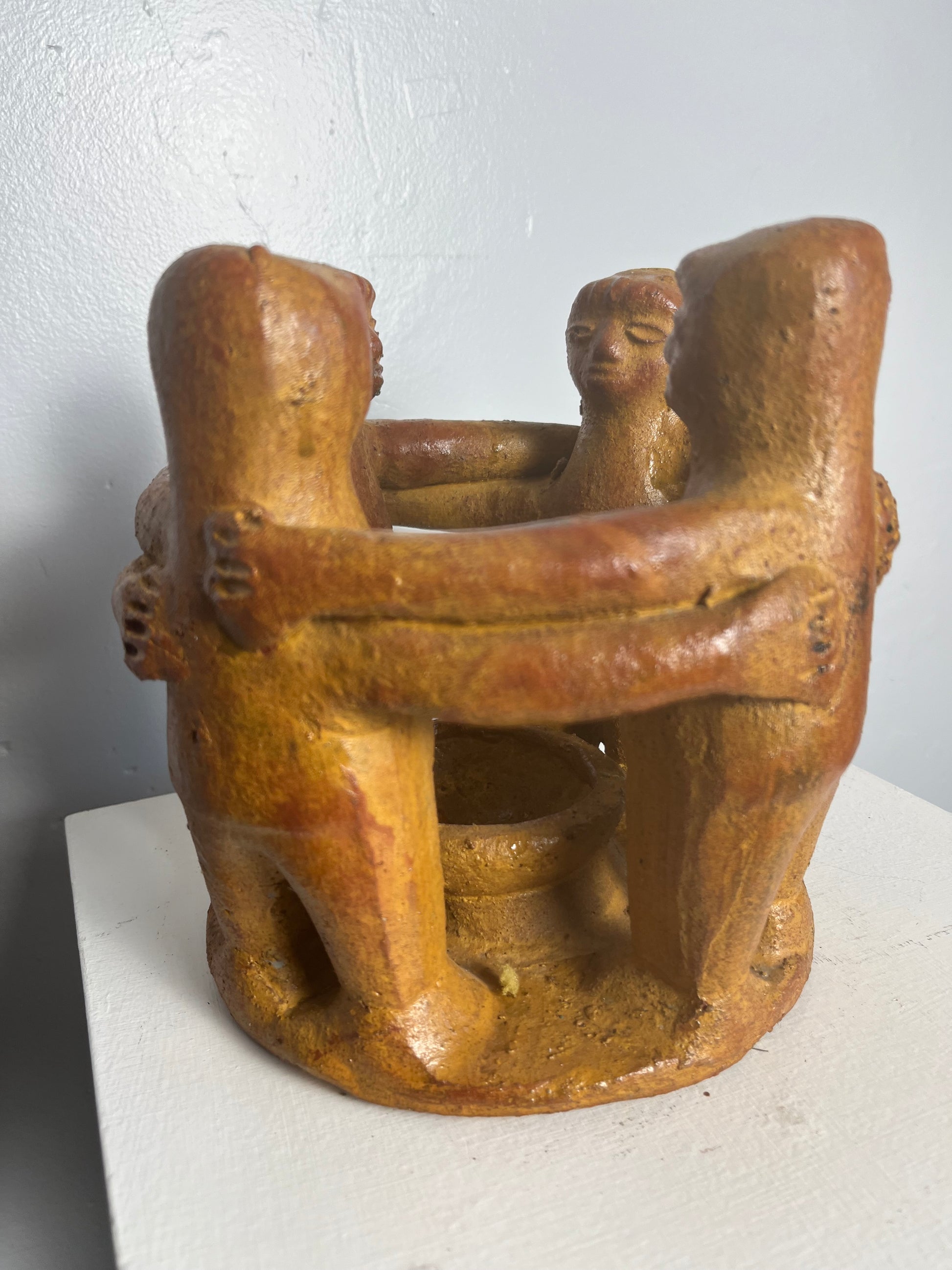 circle of friends Mexican pottery