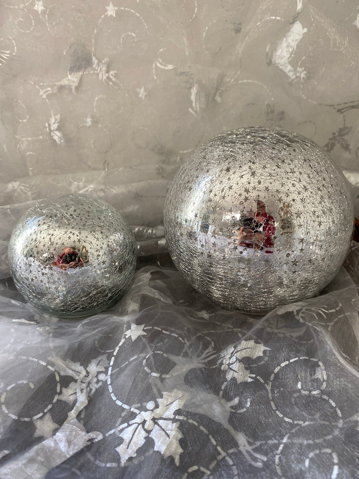 Crackled Silver Sphere with LED