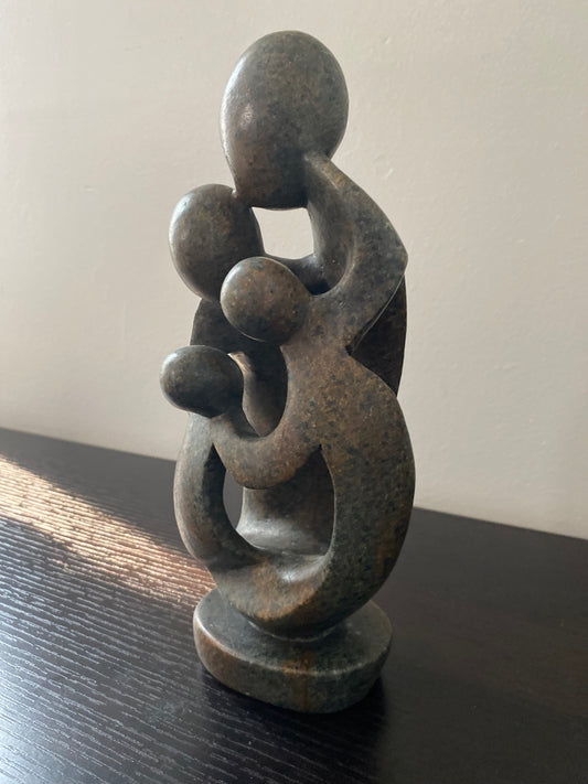 stone sculpture-family of 4-ukama-4N
