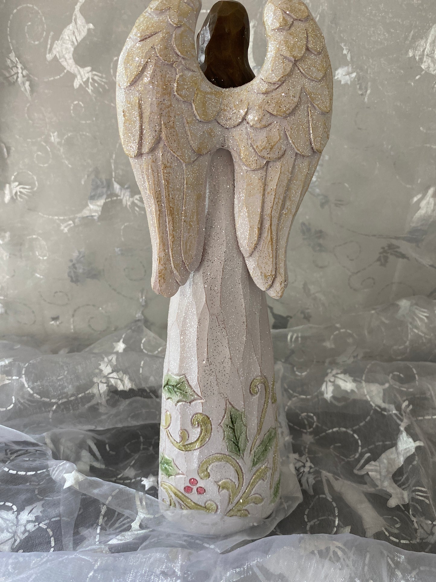 back of angel with wings