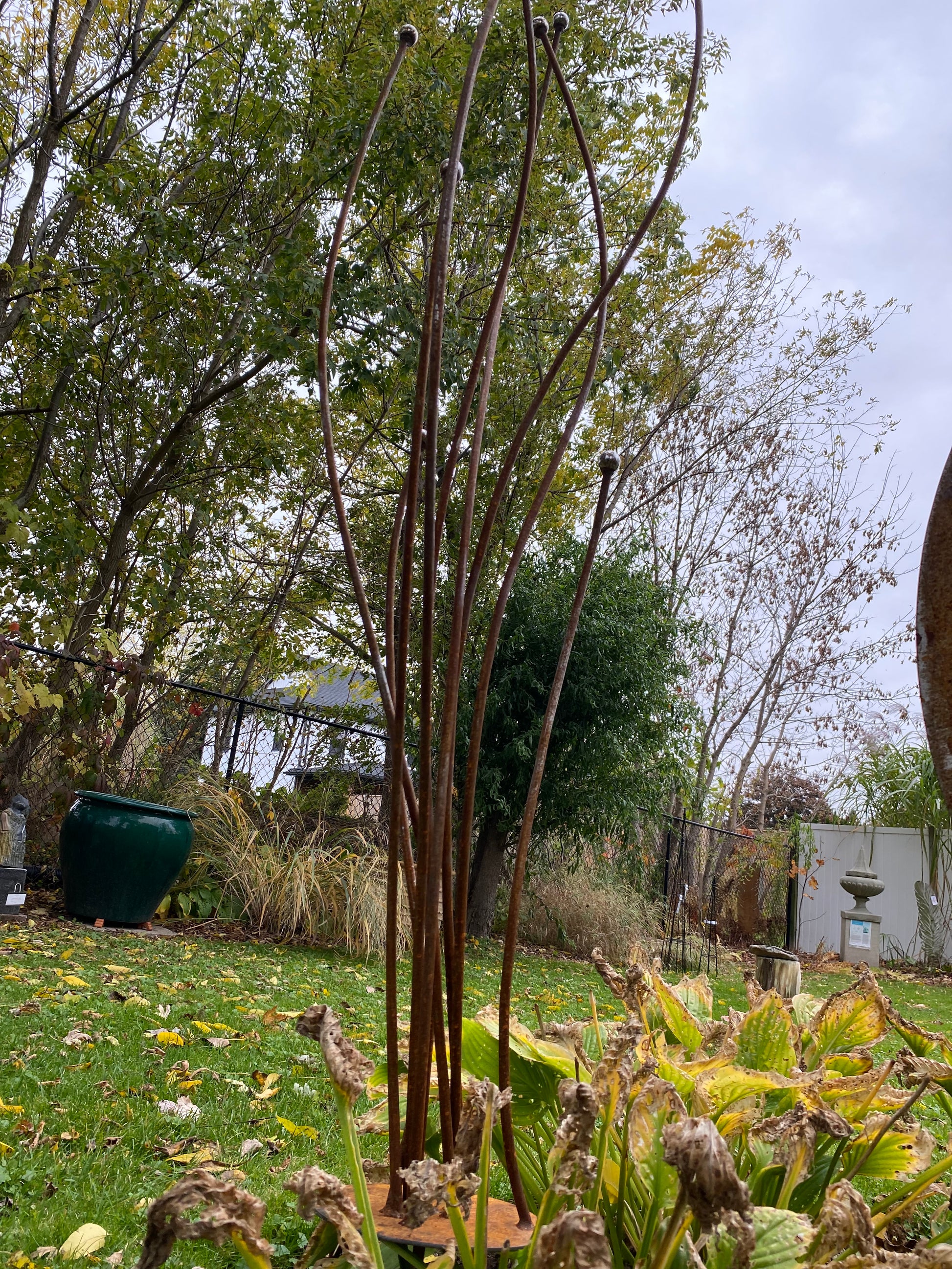 Metal garden sculpture