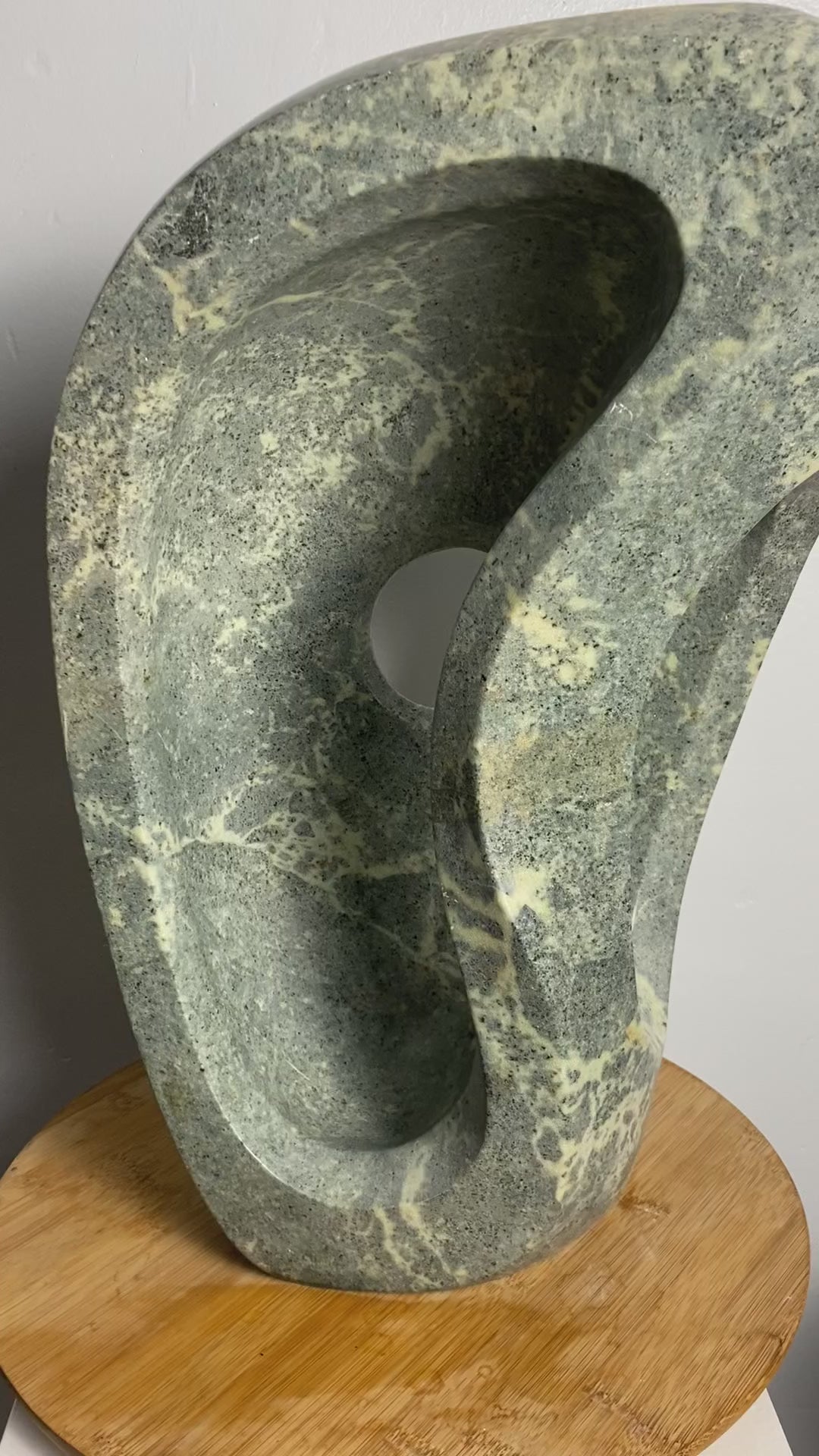Video of a Zimbabwe Sculpture