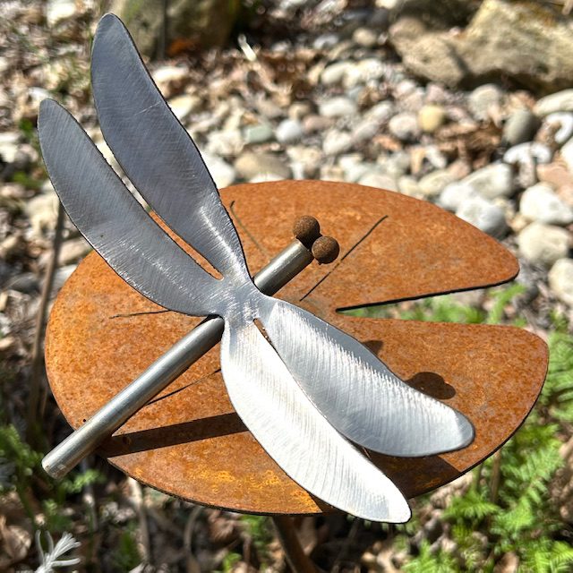 lotus and lilypad metal garden sculpture