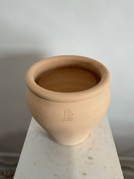 Bolos Spanish Pots