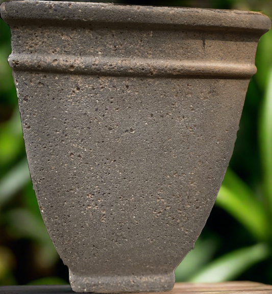 Formal Planter