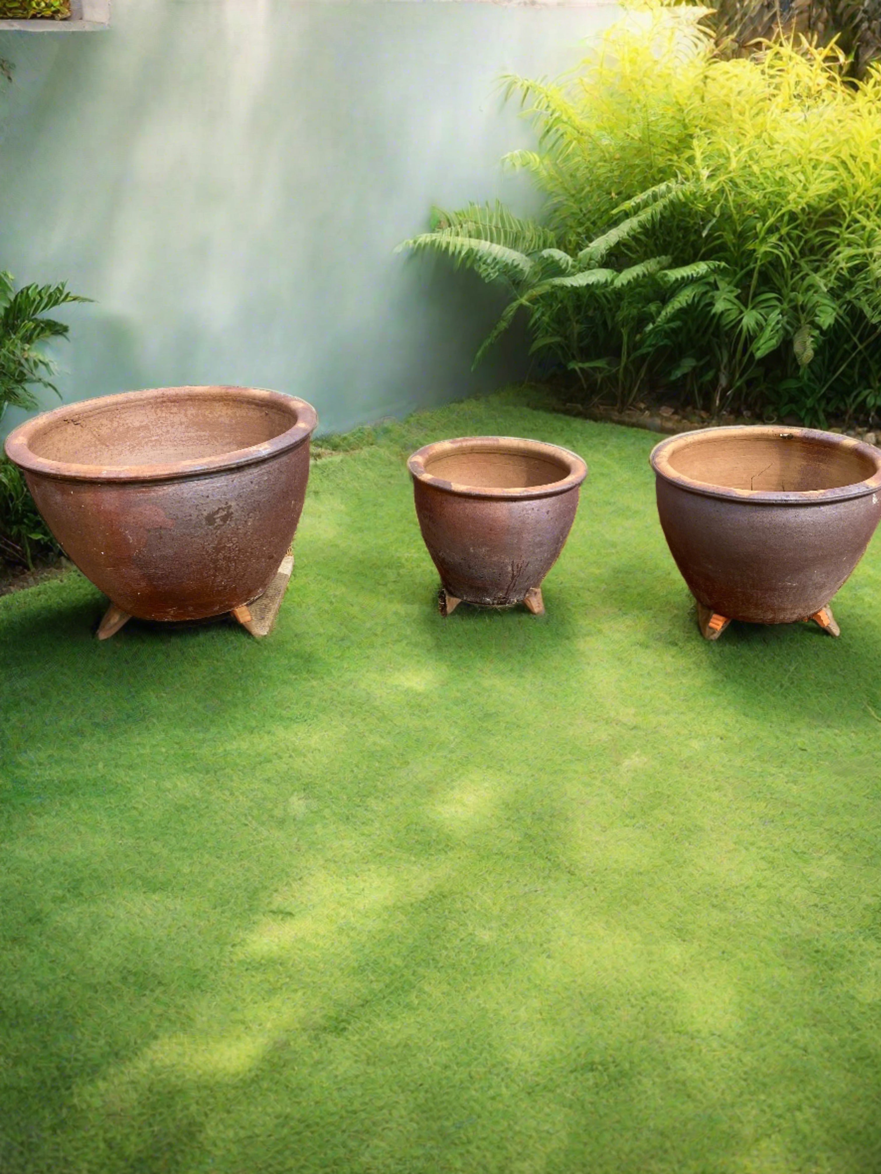 Sautern Black Earth Ware Pot Planter