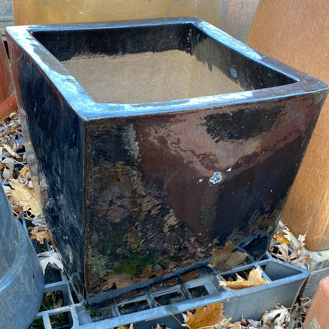 Square Planter- Black
