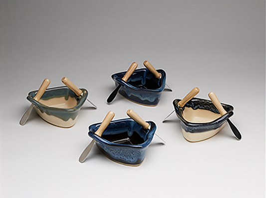 Boat Dip Pot – Canadian Made Artisan Pottery