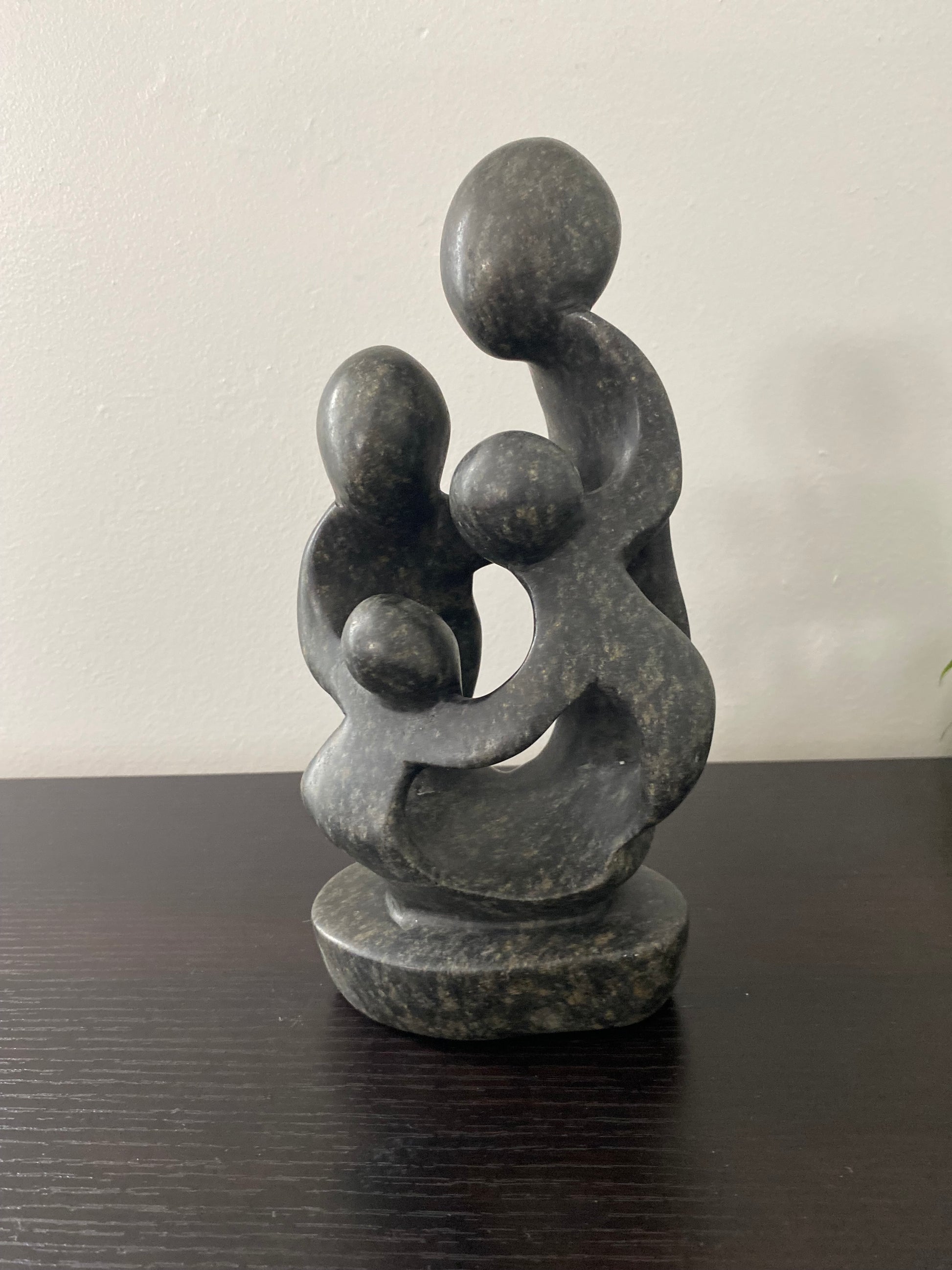 Stone Sculpture-family of 4-ukama-4L