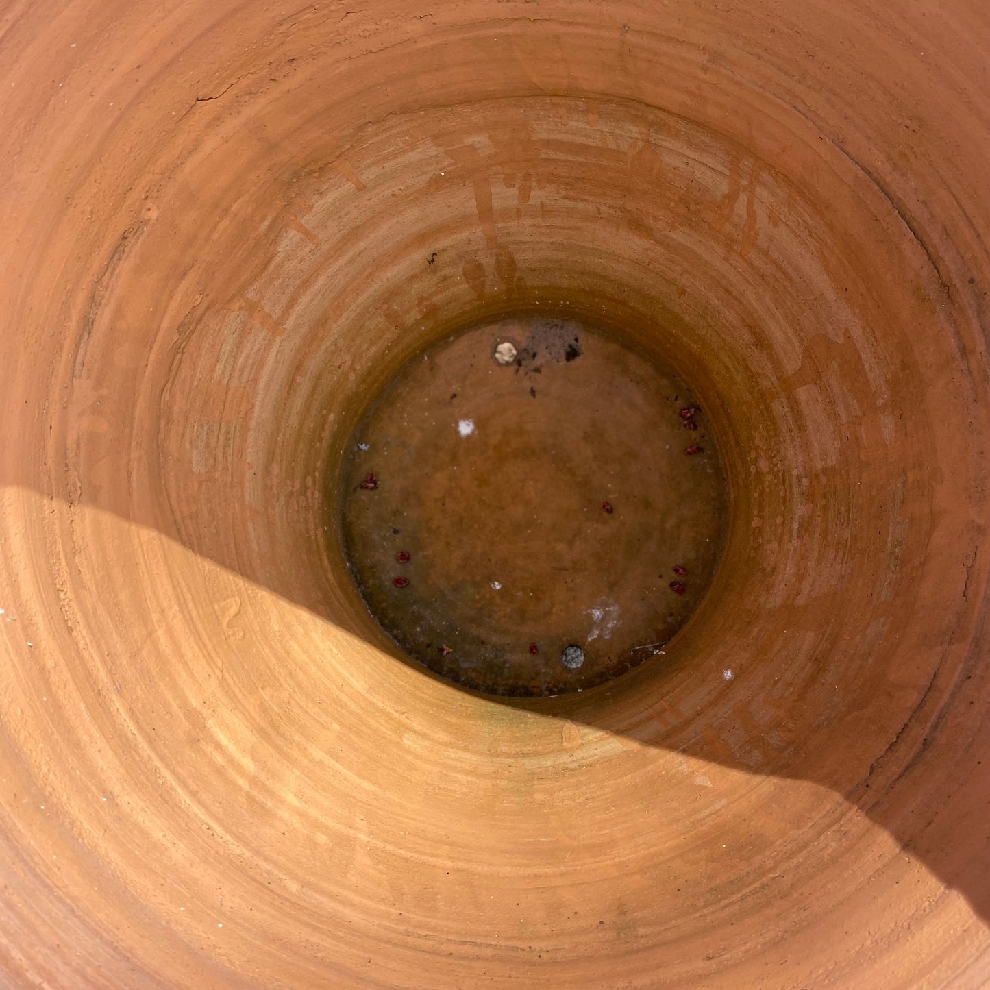 Cretan Garden Planter - inside drainage holes