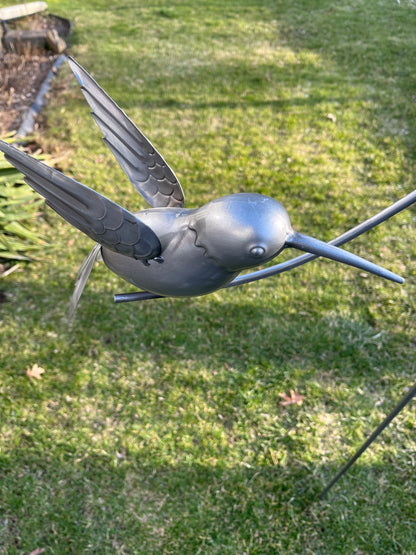 Hummingbird garden balancer