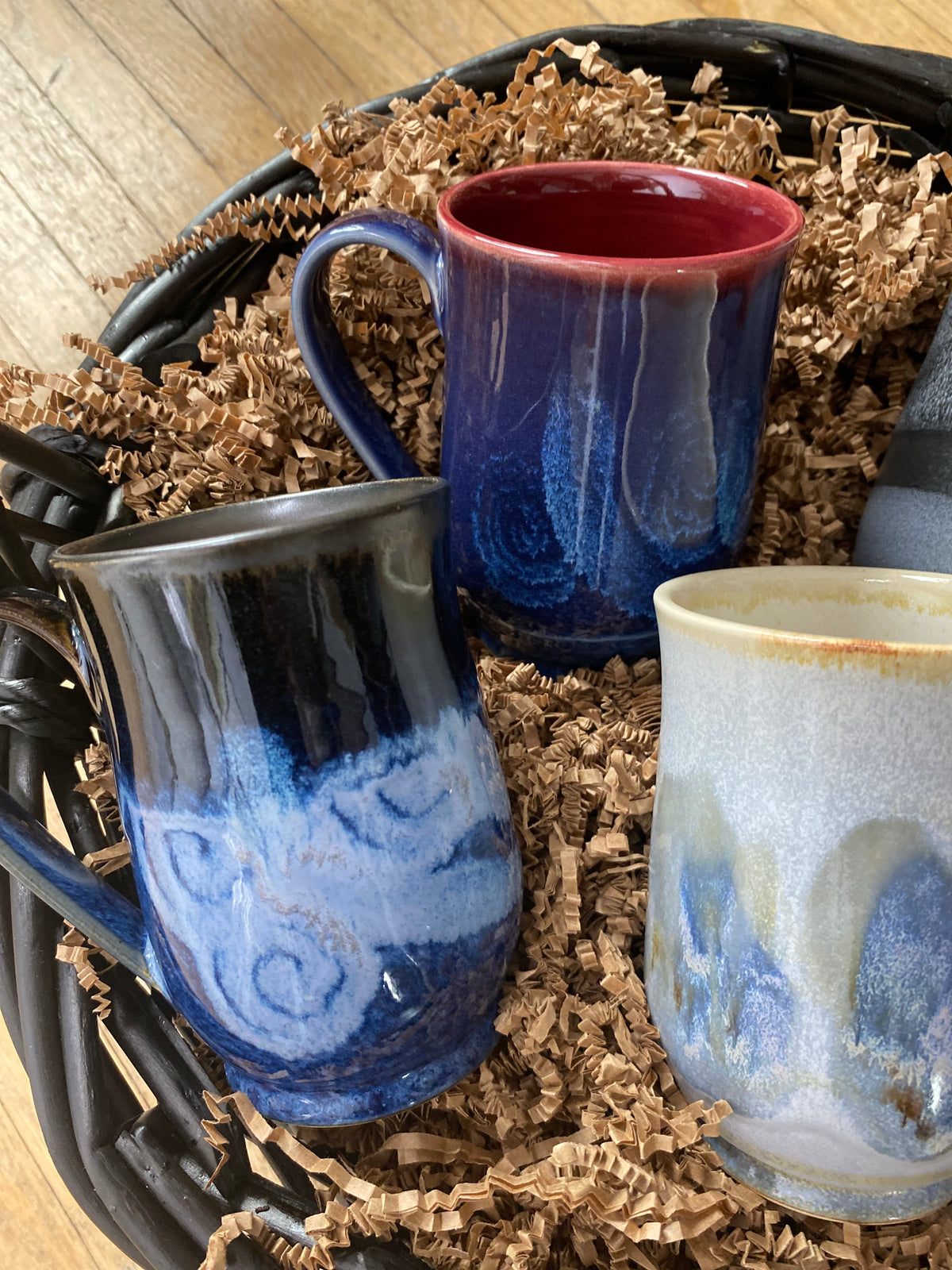 Large Curved Coffee Mug Handmade Pottery - Pavlo Pottery