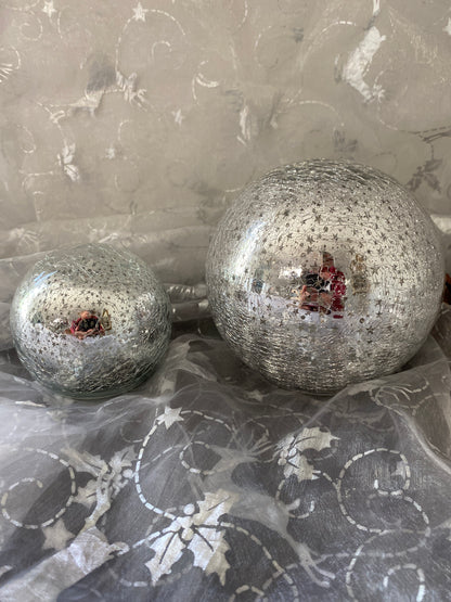 Crackled Silver Sphere with LED