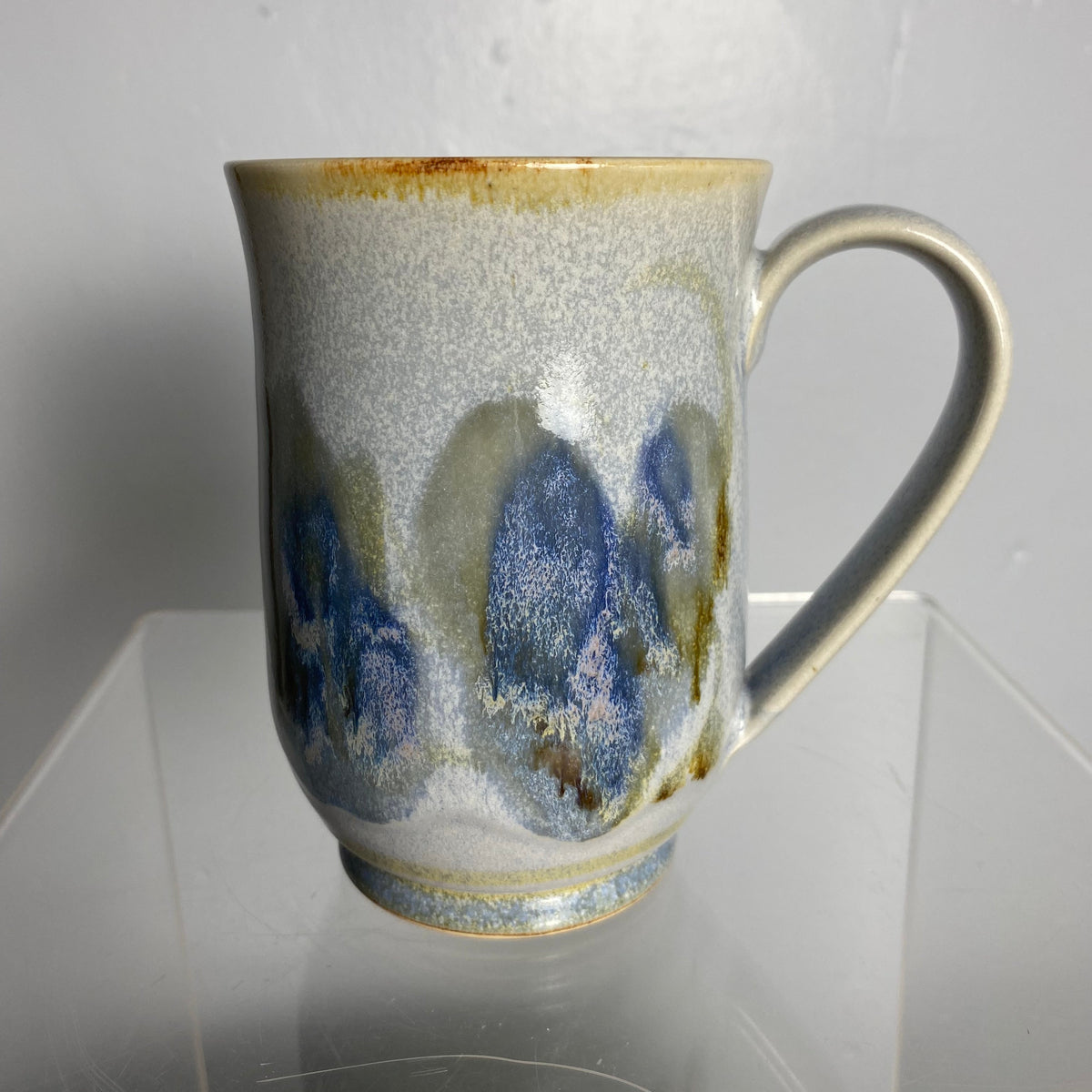Large Curved Coffee Mug Handmade Pottery - Pavlo Pottery - Misty Blue