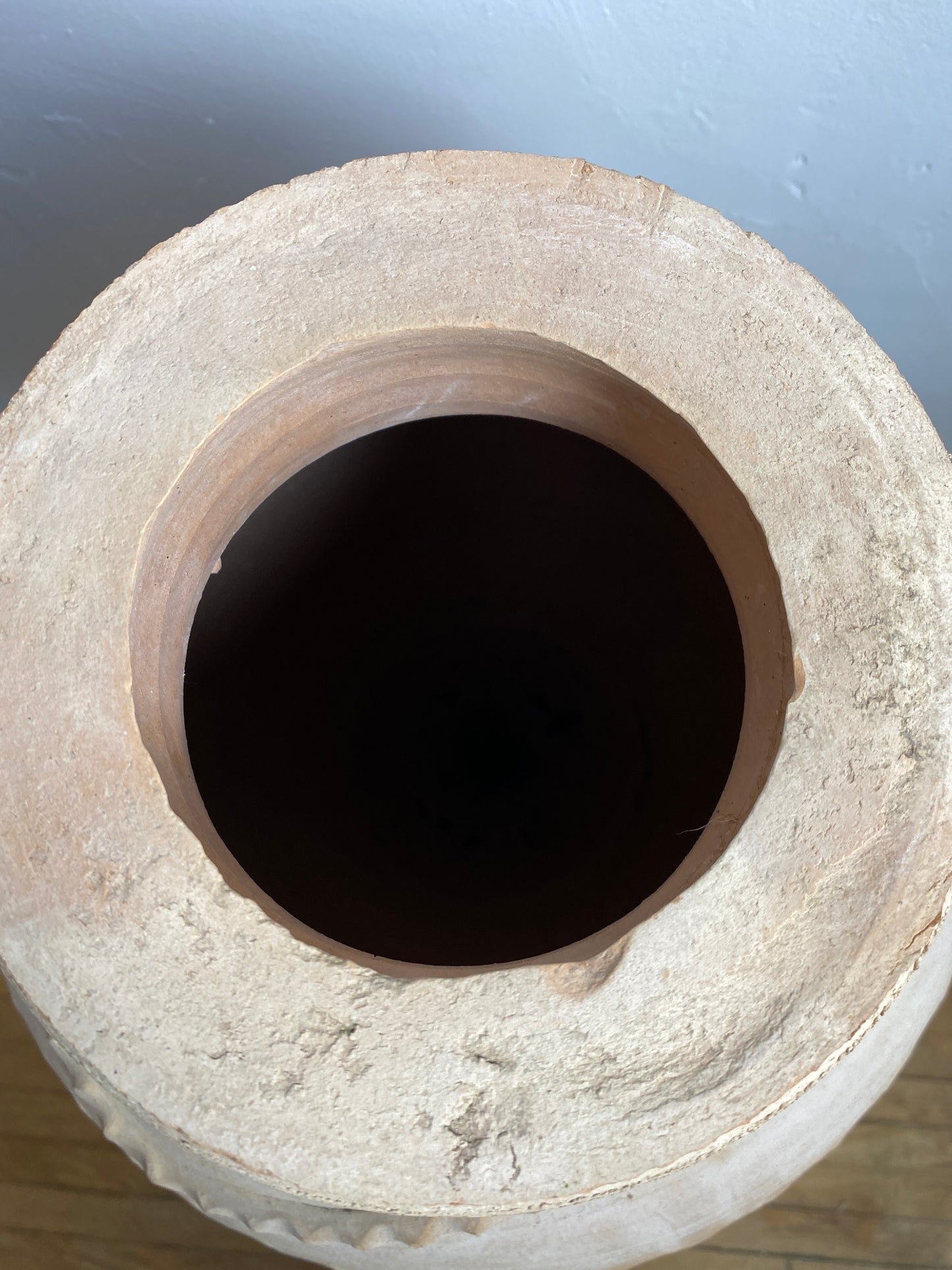 opening hole of the Dedalus Pot 