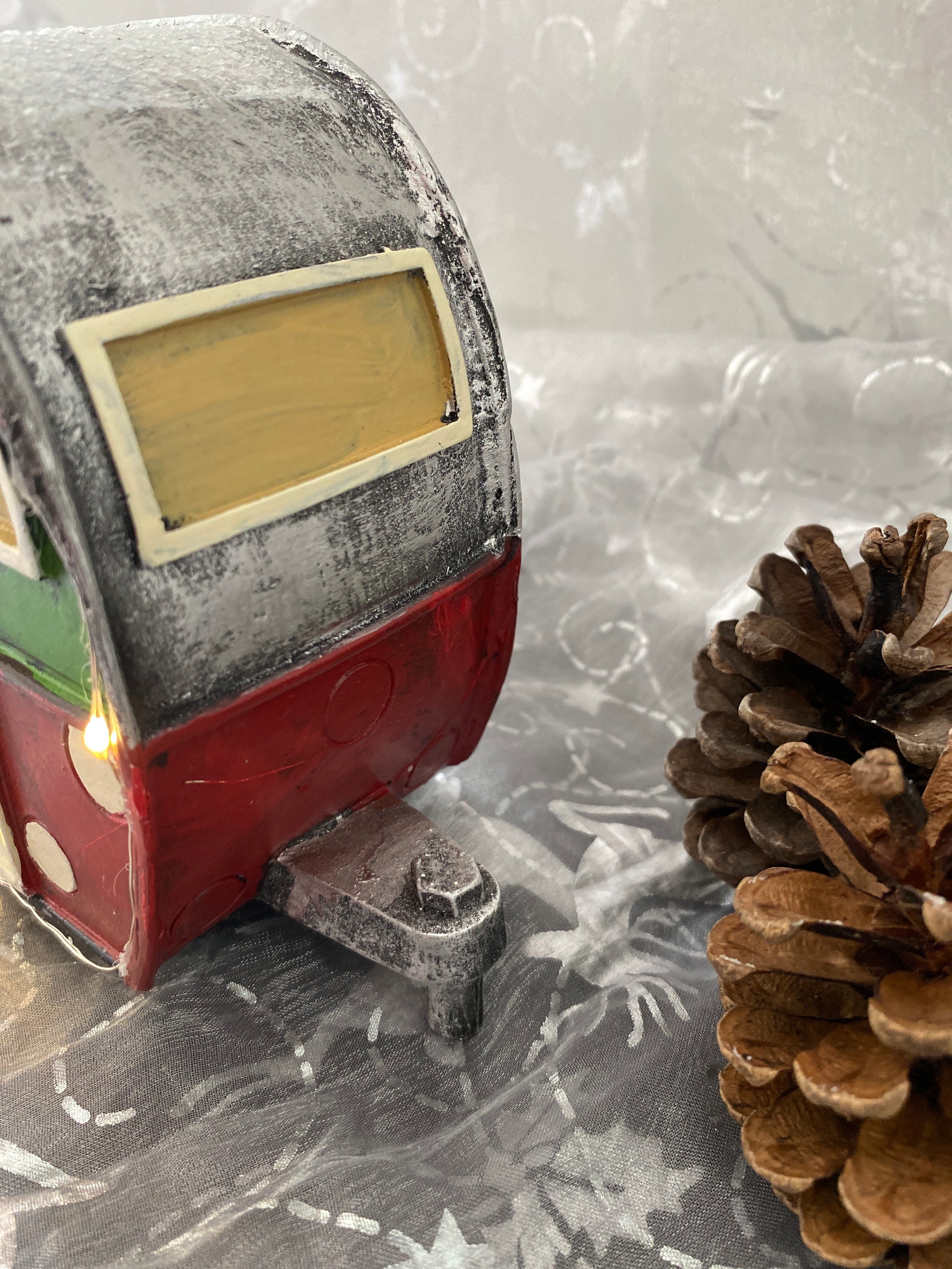 Light up Camper Christmas Decor