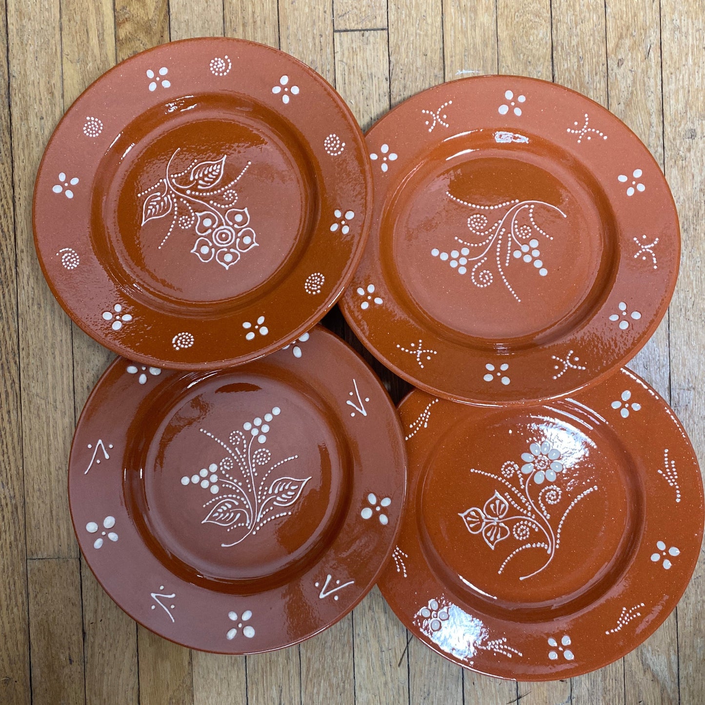 Traditional Portuguese Clay Dessert Plate – Hand Painted 23cm (9")