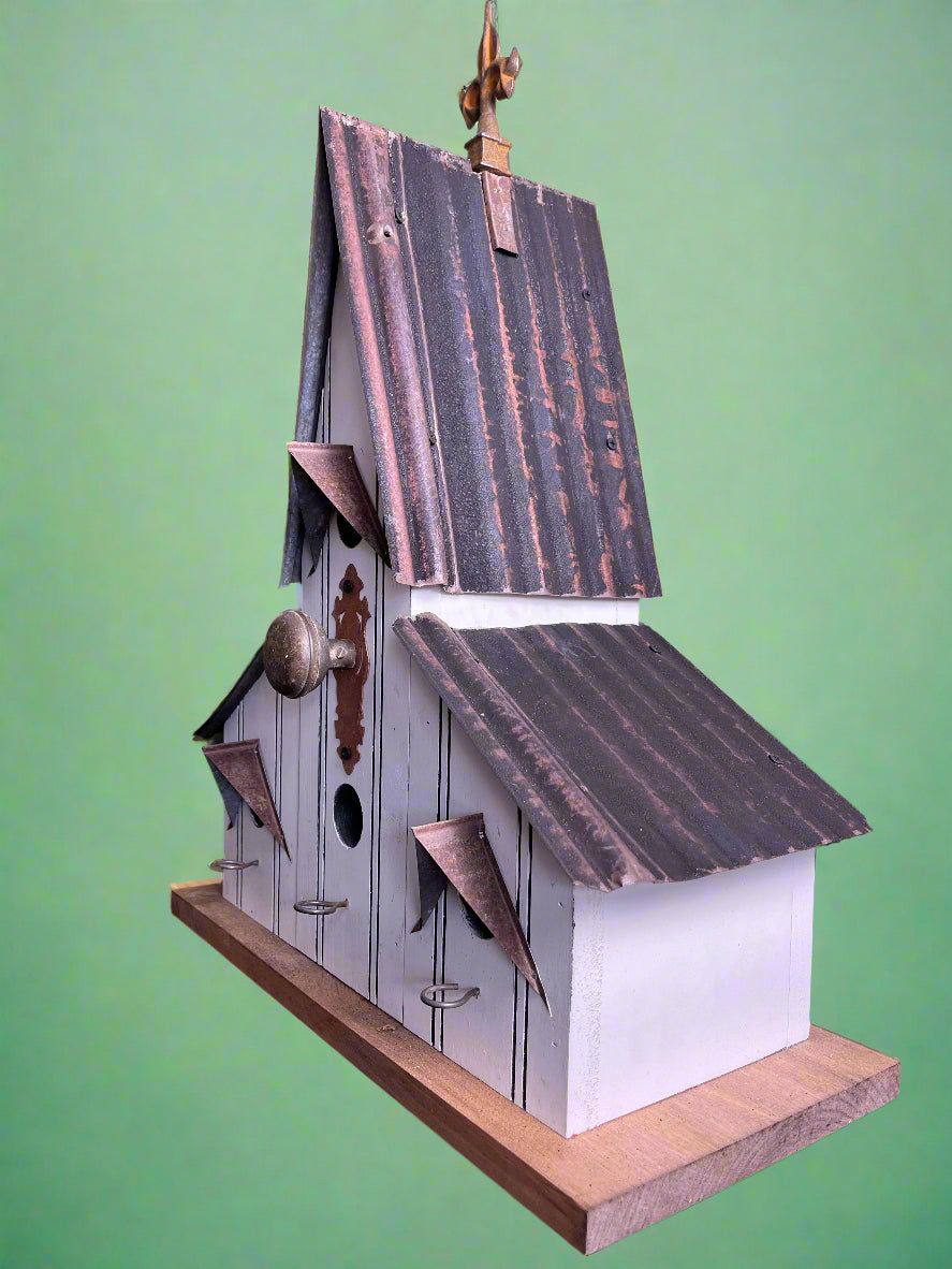 Bird house