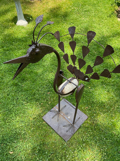 Large Metal Swinging Garza / Peacock