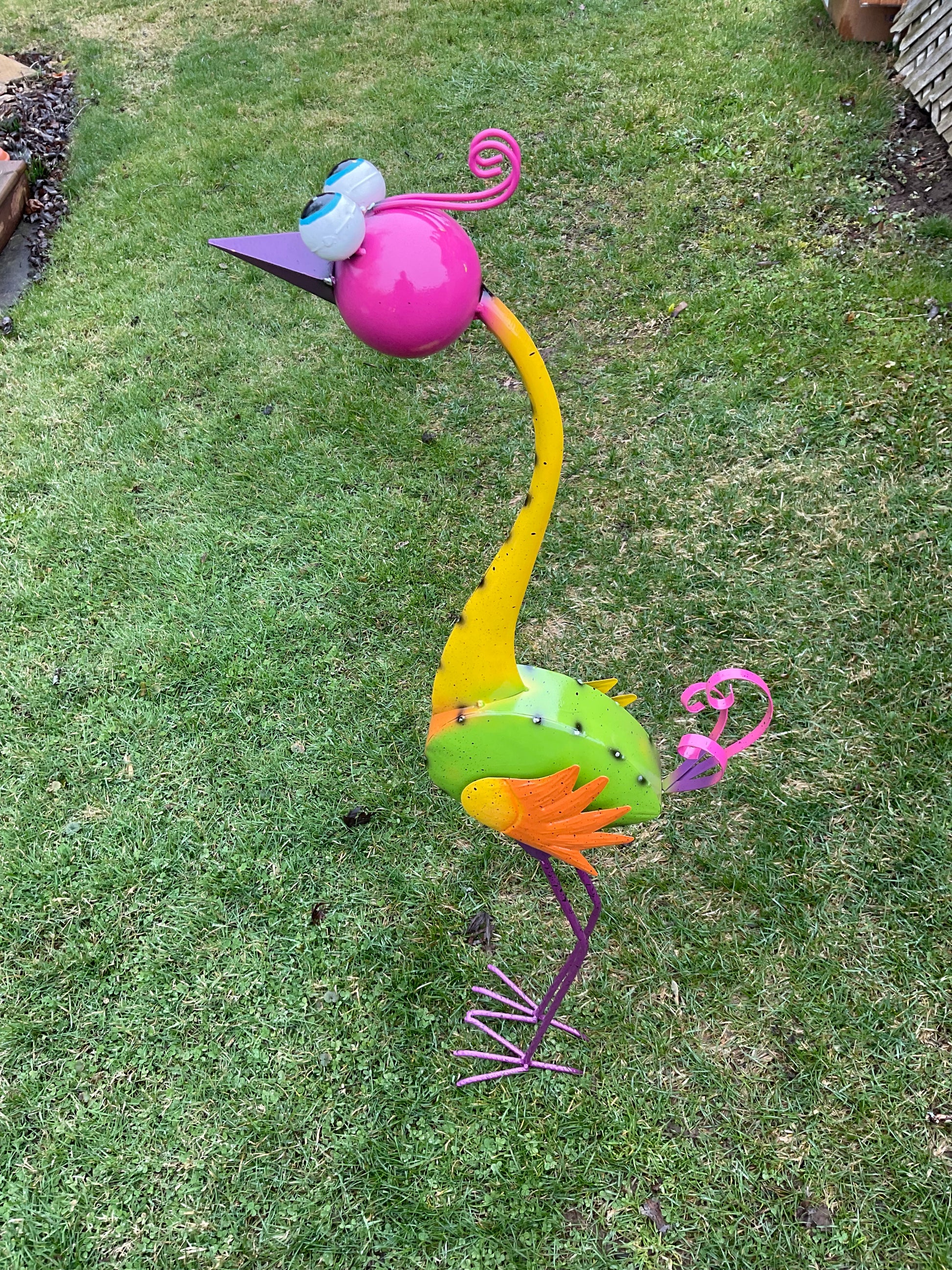 Metal bird garden decor