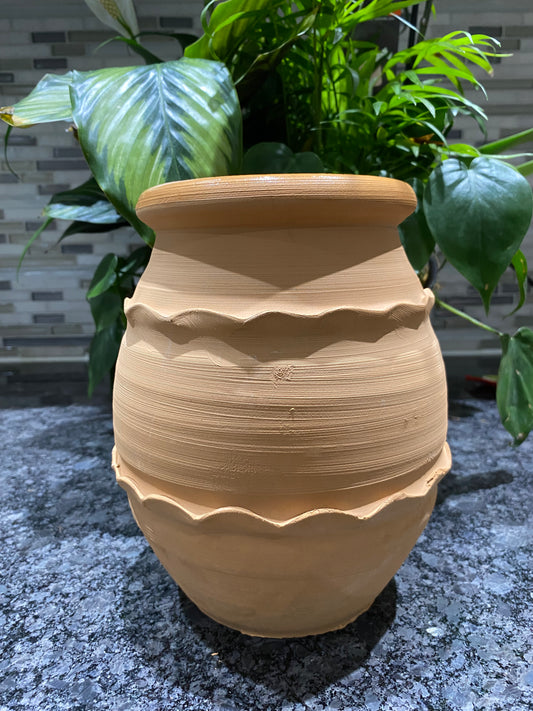 Decorative Portuguese Pot Rippled