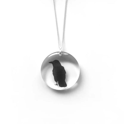 Round crow necklace