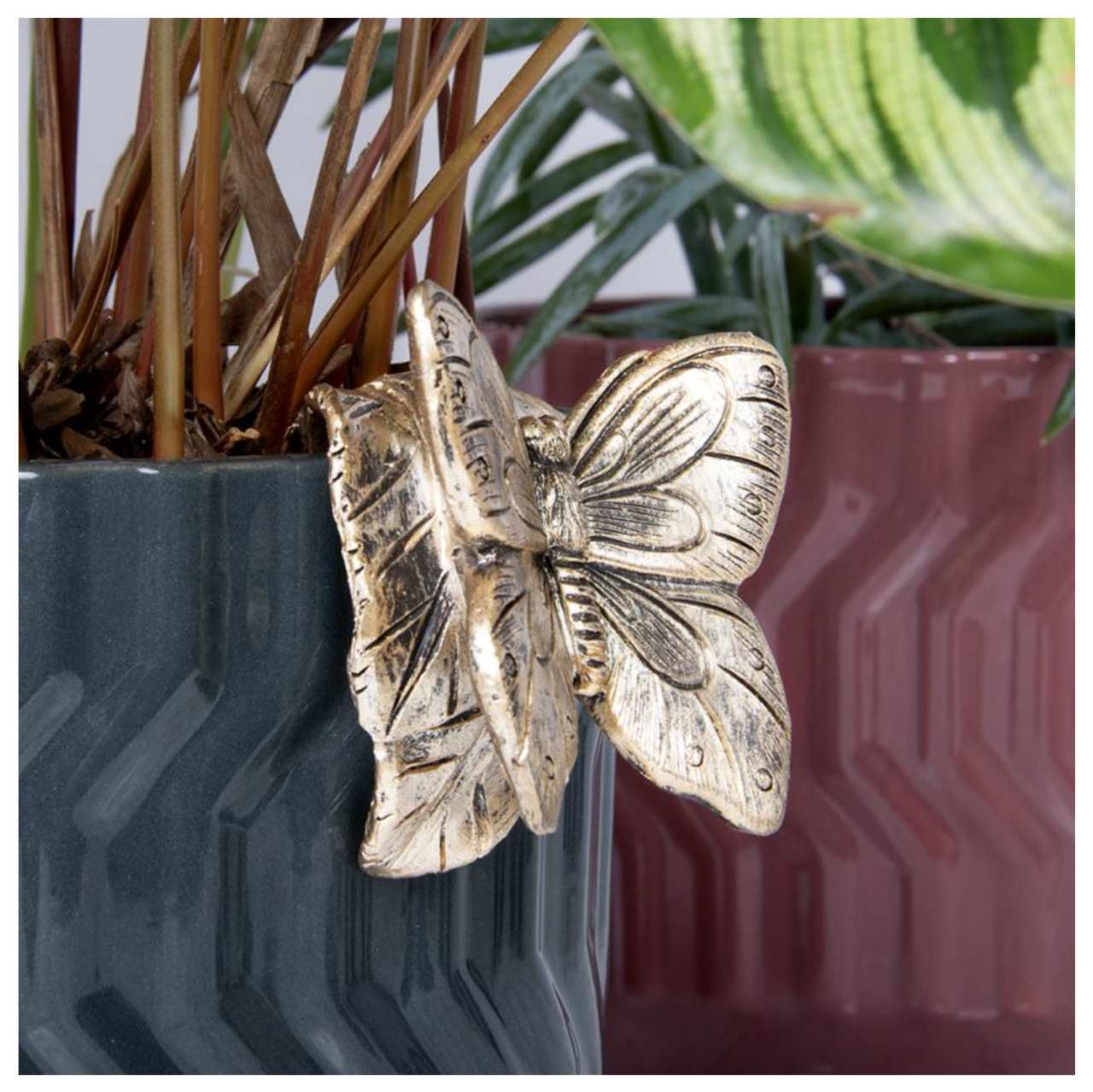 Butterfly pot hanger