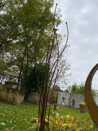 Metal garden sculpture