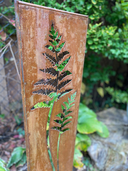 Metal fern garden panel
