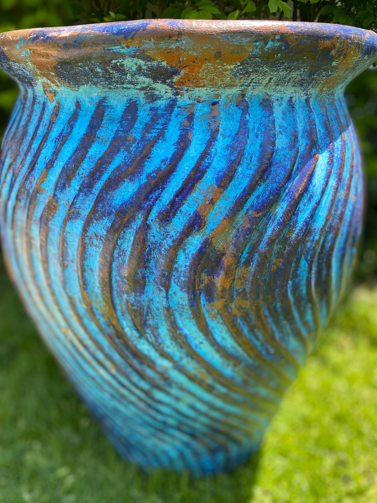 Blue Swirl Mexican Planter-close up