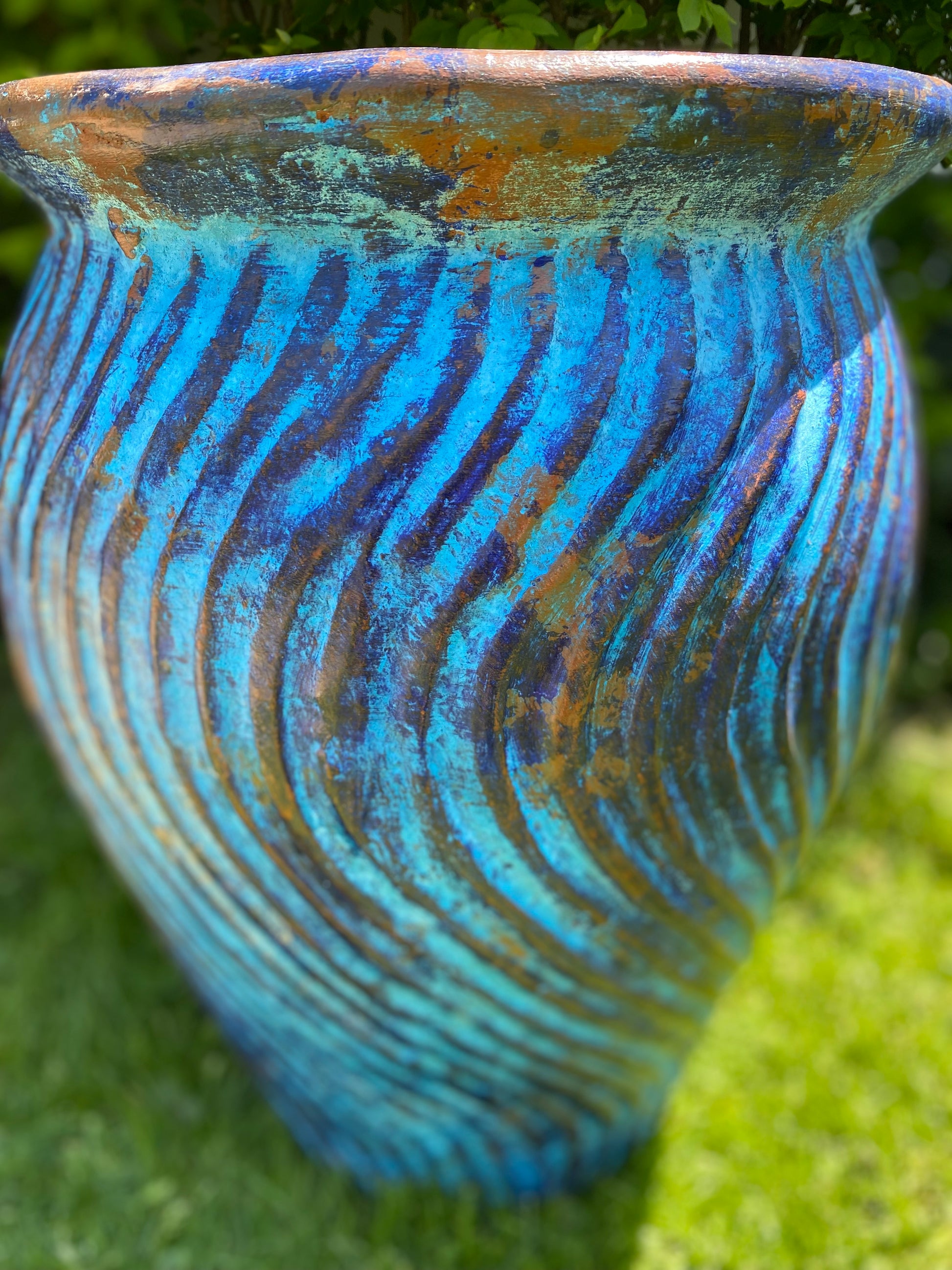 Blue Swirl Mexican Planter-close up