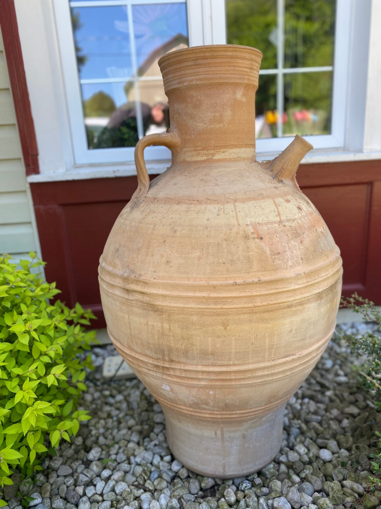 Xlarge cretan pot with handles and spout