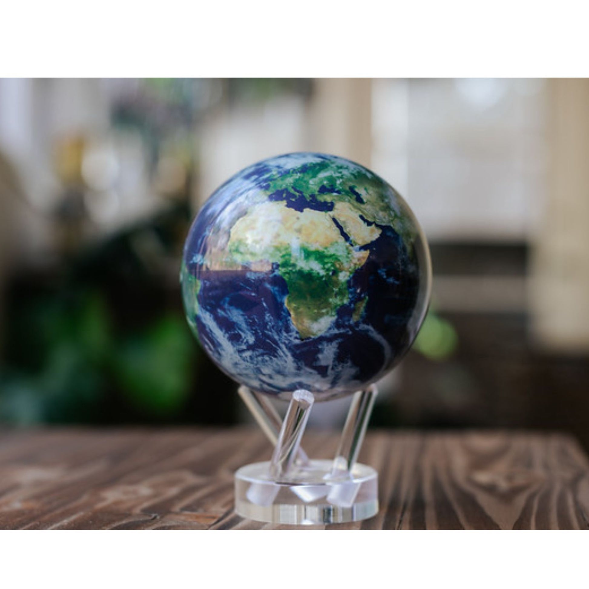 4.5" Mova Globe Earth with Clouds – desktop globe featuring rotating clouds and realistic Earth design, perfect for home or office