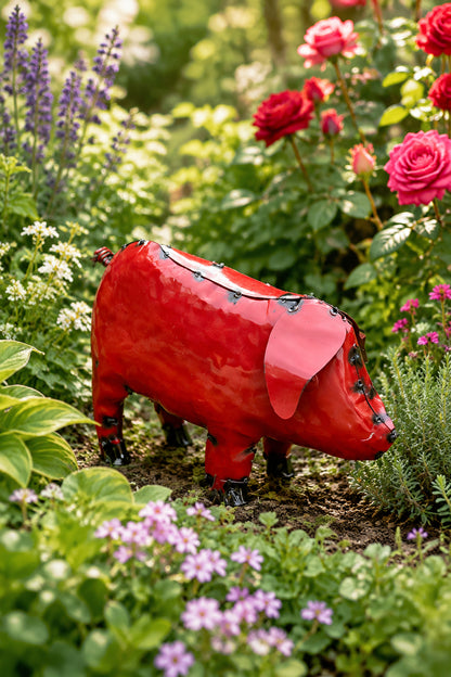 Metal pig made in Mexico from recycled metal