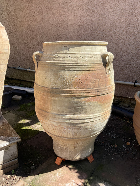 Cretan pot