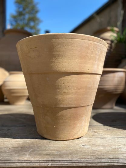 Cretan Planter