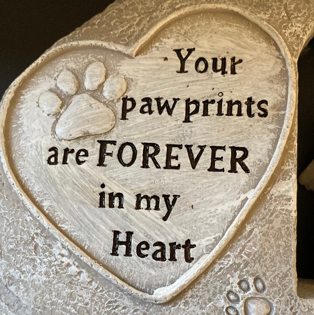 Pet Memorial - Paw prints